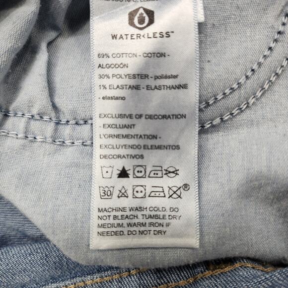 Levi Strauss Signature Jeans Womens 10 Blue Mid Rise Capri Cuffed Hem Stretch - Picture 7 of 14